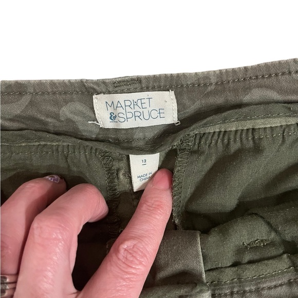 Market & Spruce- Camo skinny pant - Picture 2 of 7